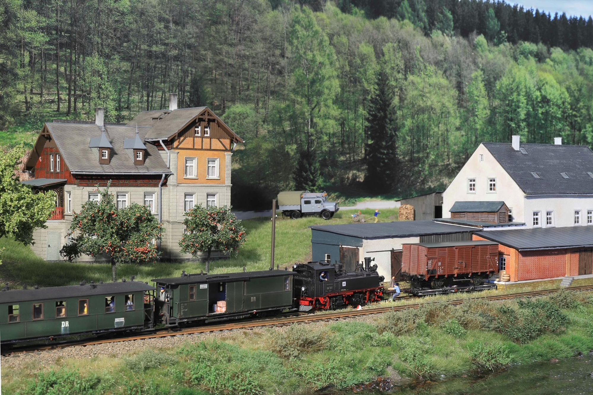 Intermodellbau: De Bimmelbahner (H0e)